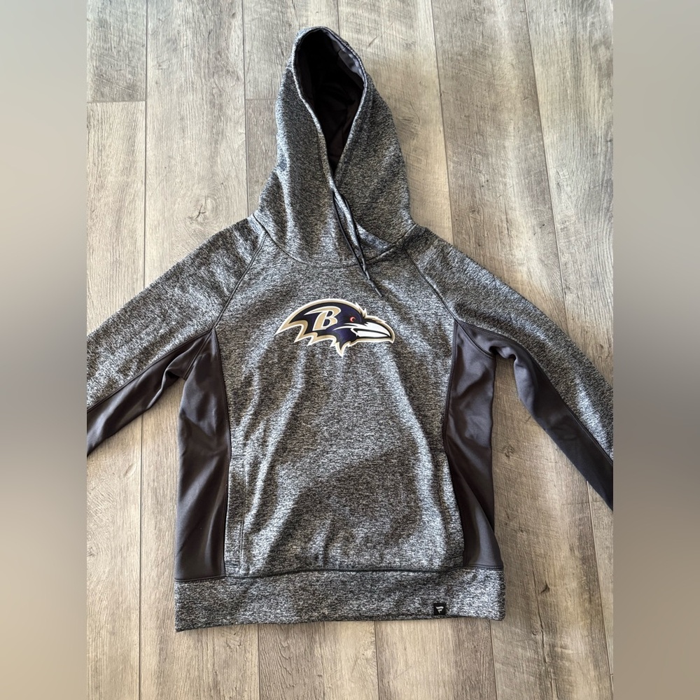Fanatics Women’s Baltimore Ravens Hoodie - Picture 2 of 9